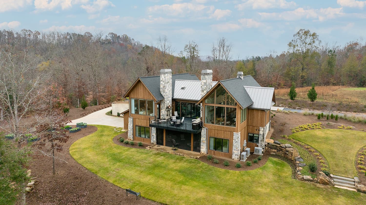 Aerial view showing property and mountain views